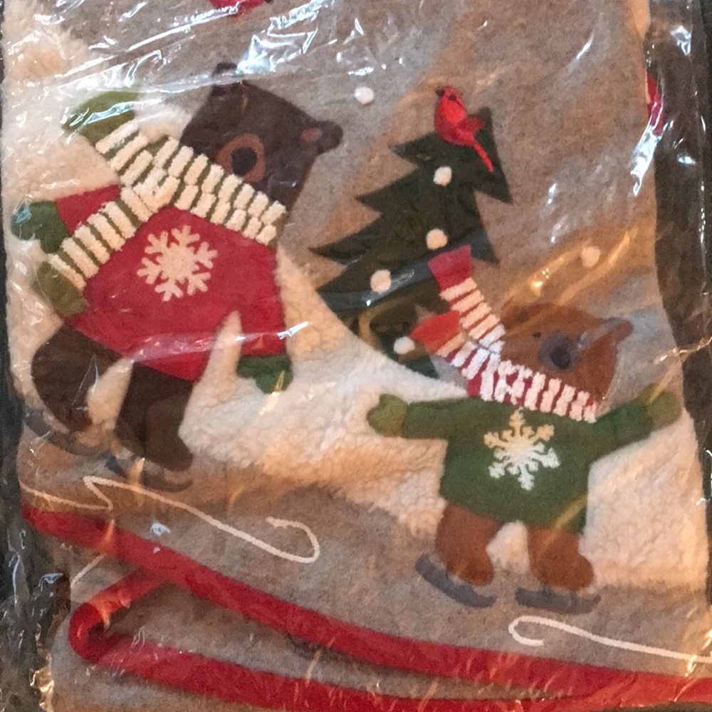 Crate & Barrel Holiday Bears Tree Skirt